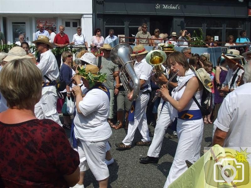 THE GOLOWAN BAND - MAZEY DAY - 26JUN10