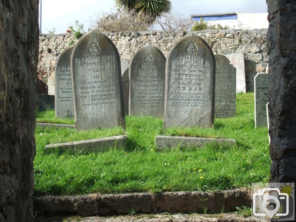 The Jewish Cemetery - 16th October, 2008