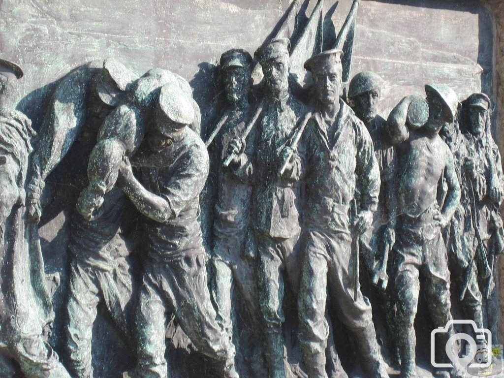 The Newlyn War Memorial