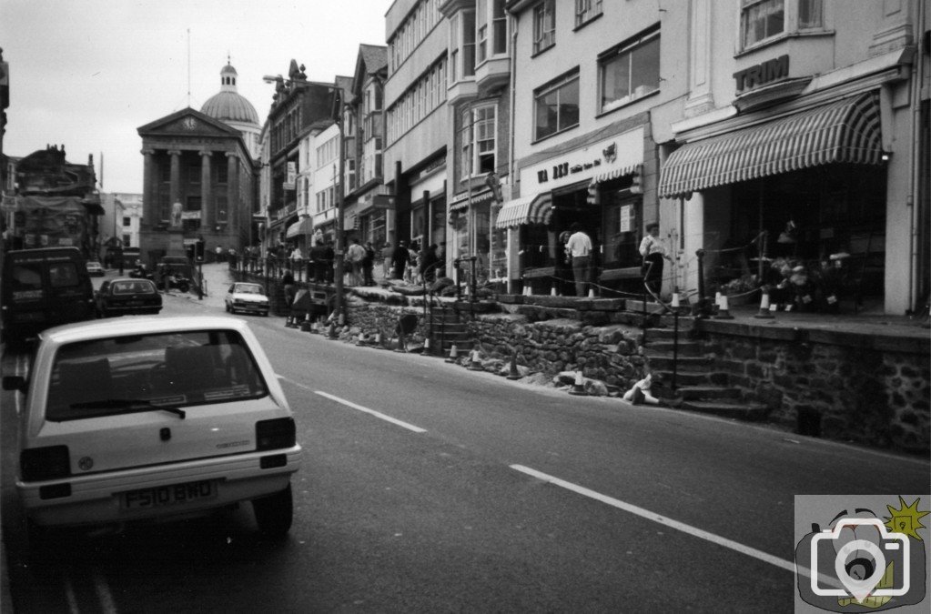 The Terrace - Trim the Greengrocer