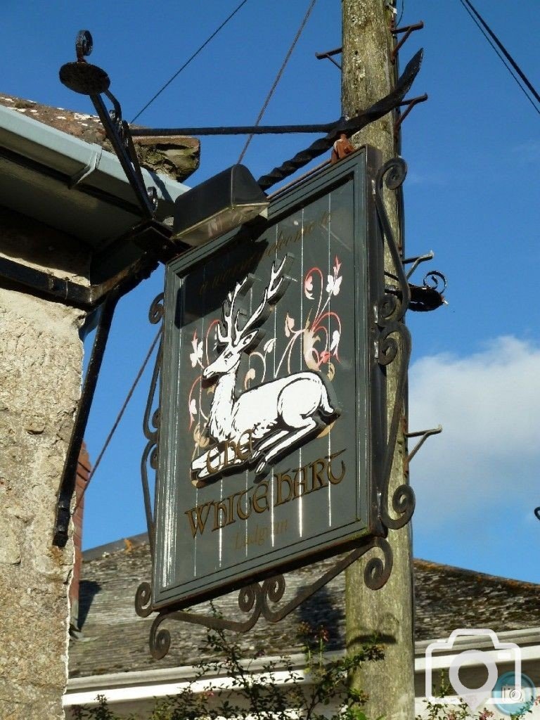 The White Hart Inn sign - 28Oct11