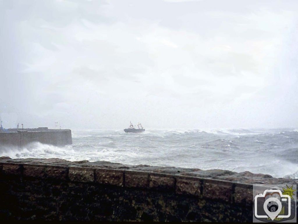 Trawler makes for shelter - 15th March 1977